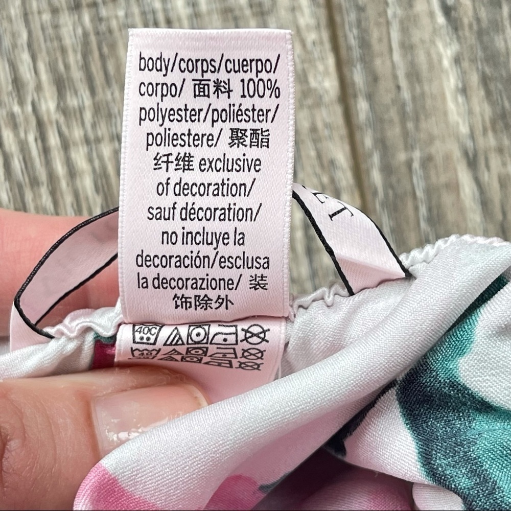 Victoria’s Secret Short Mauve Chalk Rose Stripe - Picture 13 of 13